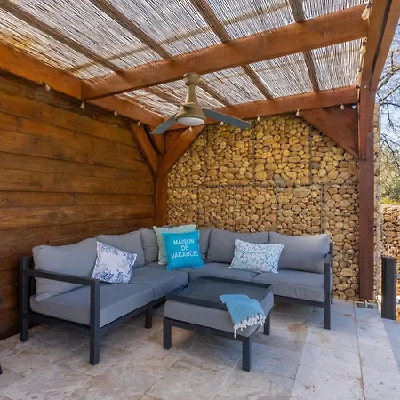 La Petite Maison Jaune * Grimaud
